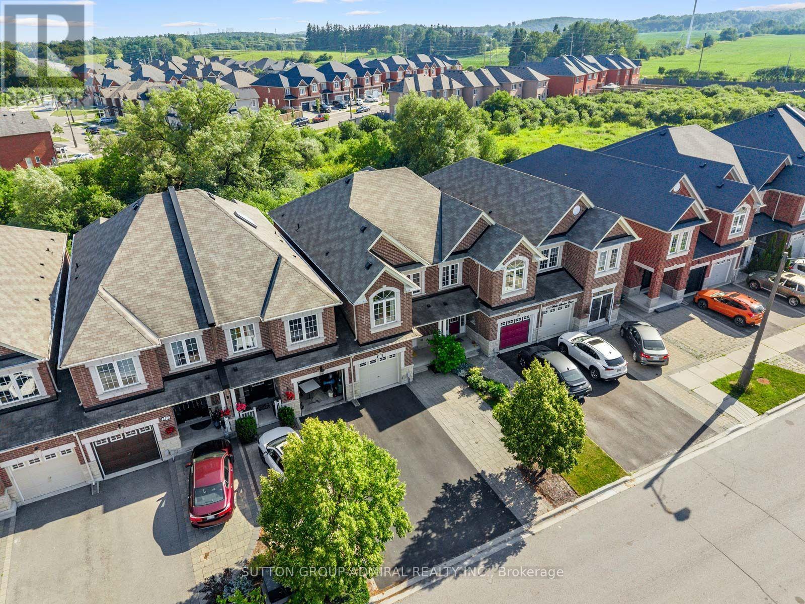 119 Walter Sinclair Court, Richmond Hill, Ontario  L4E 0X4 - Photo 43 - N13570592