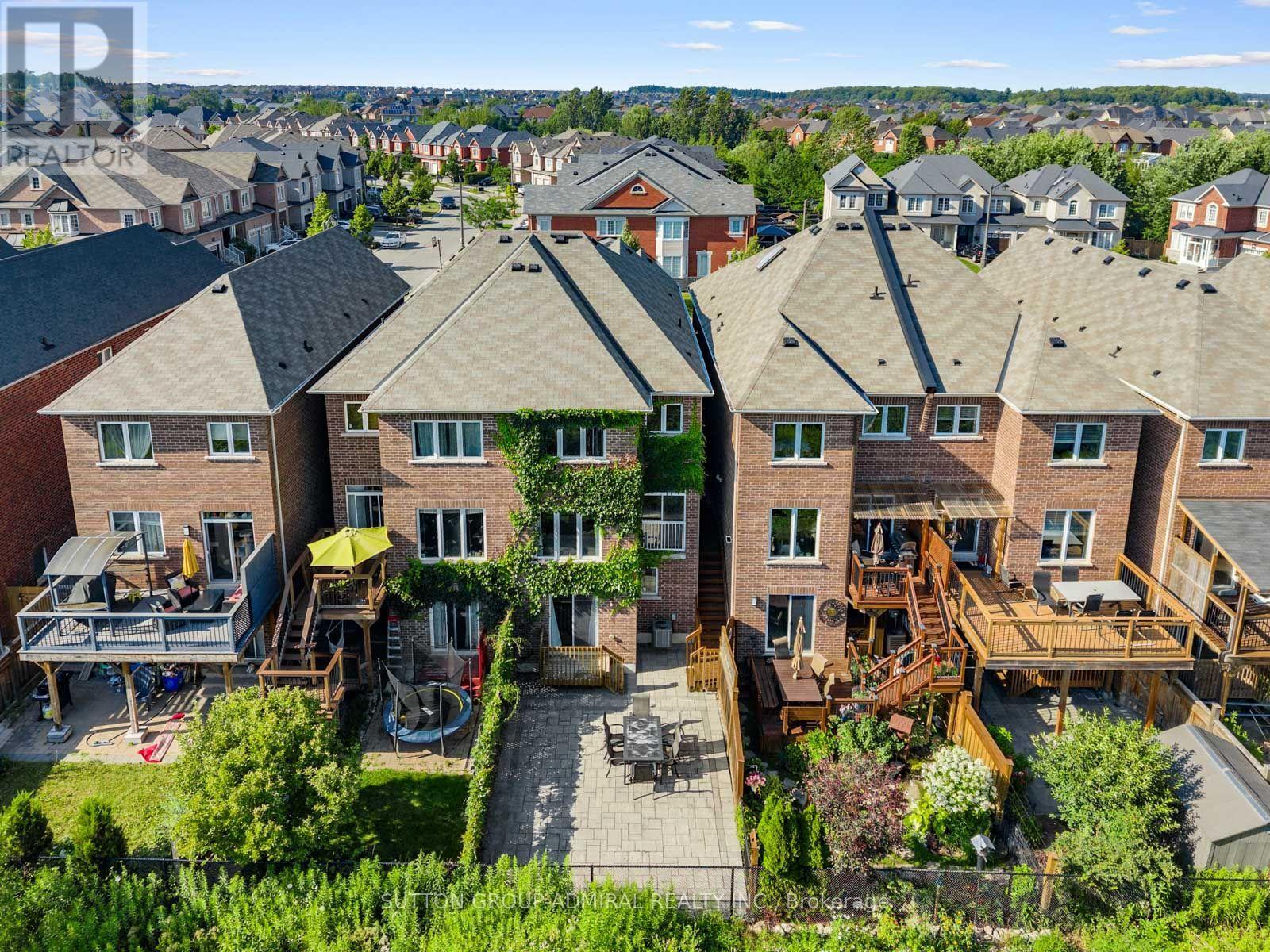 119 Walter Sinclair Court, Richmond Hill, Ontario  L4E 0X4 - Photo 45 - N13570592