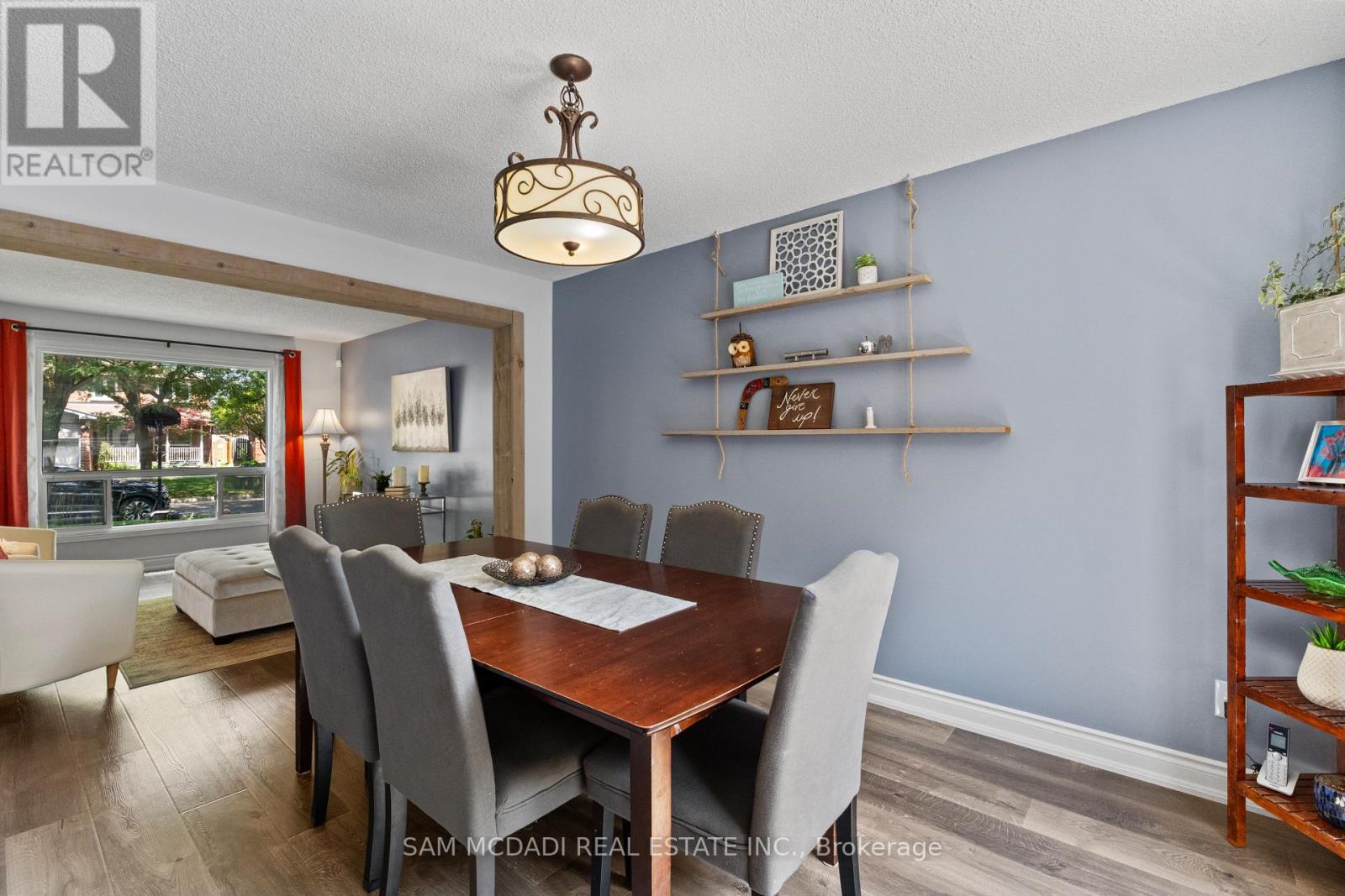 14 Palermo Court, Brampton, Ontario  L6Z 3G1 - Photo 9 - W13570462