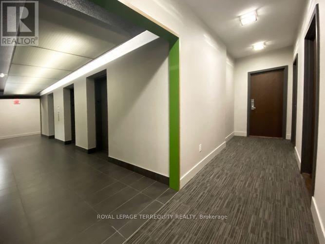 1602 - 360 Square One Drive, Mississauga, Ontario L5B 0G7 - Photo 3 - W13570600