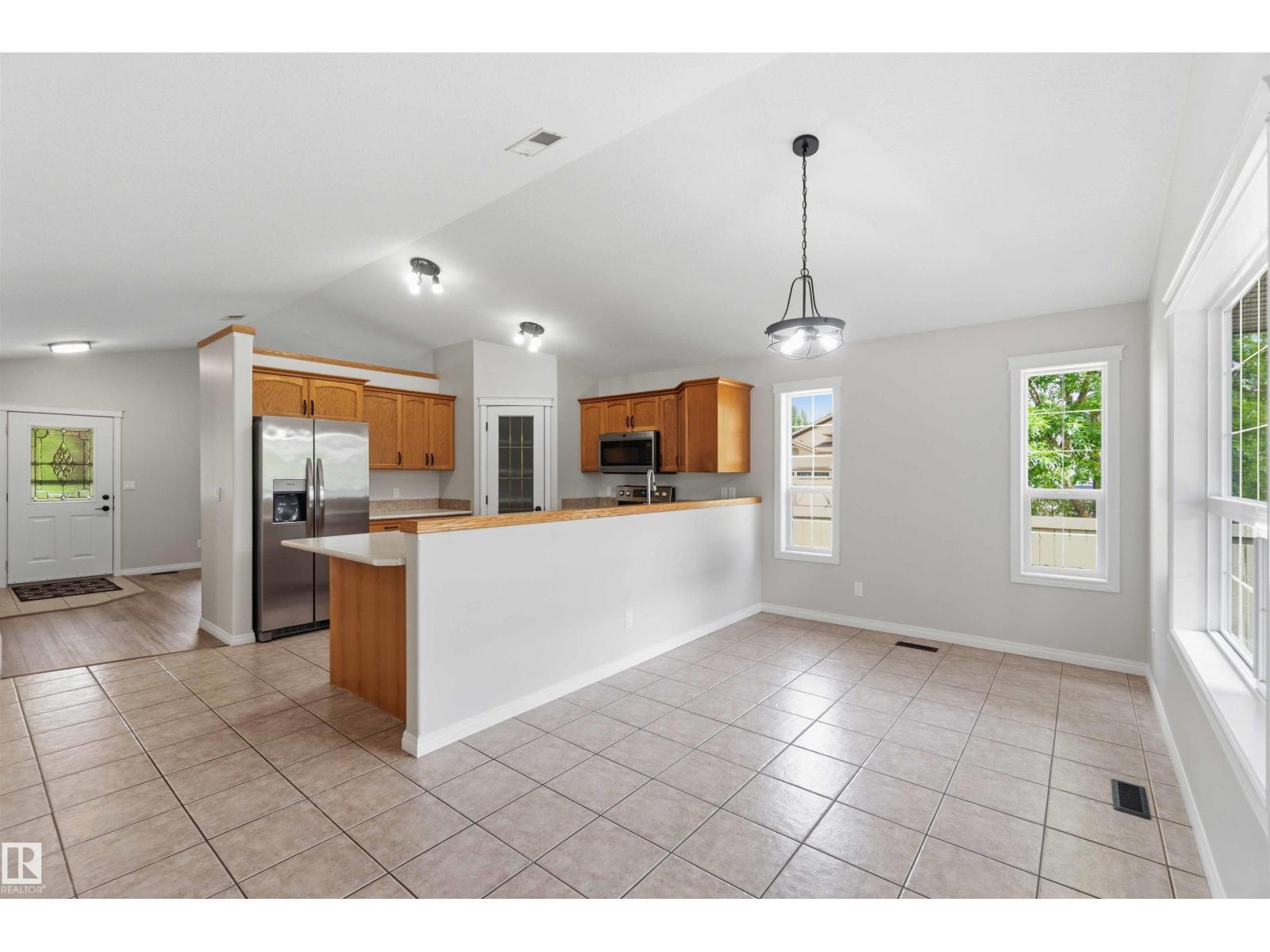 38 Willow Park Rd, Stony Plain, Alberta  T7Z 2X8 - Photo 10 - E4499064