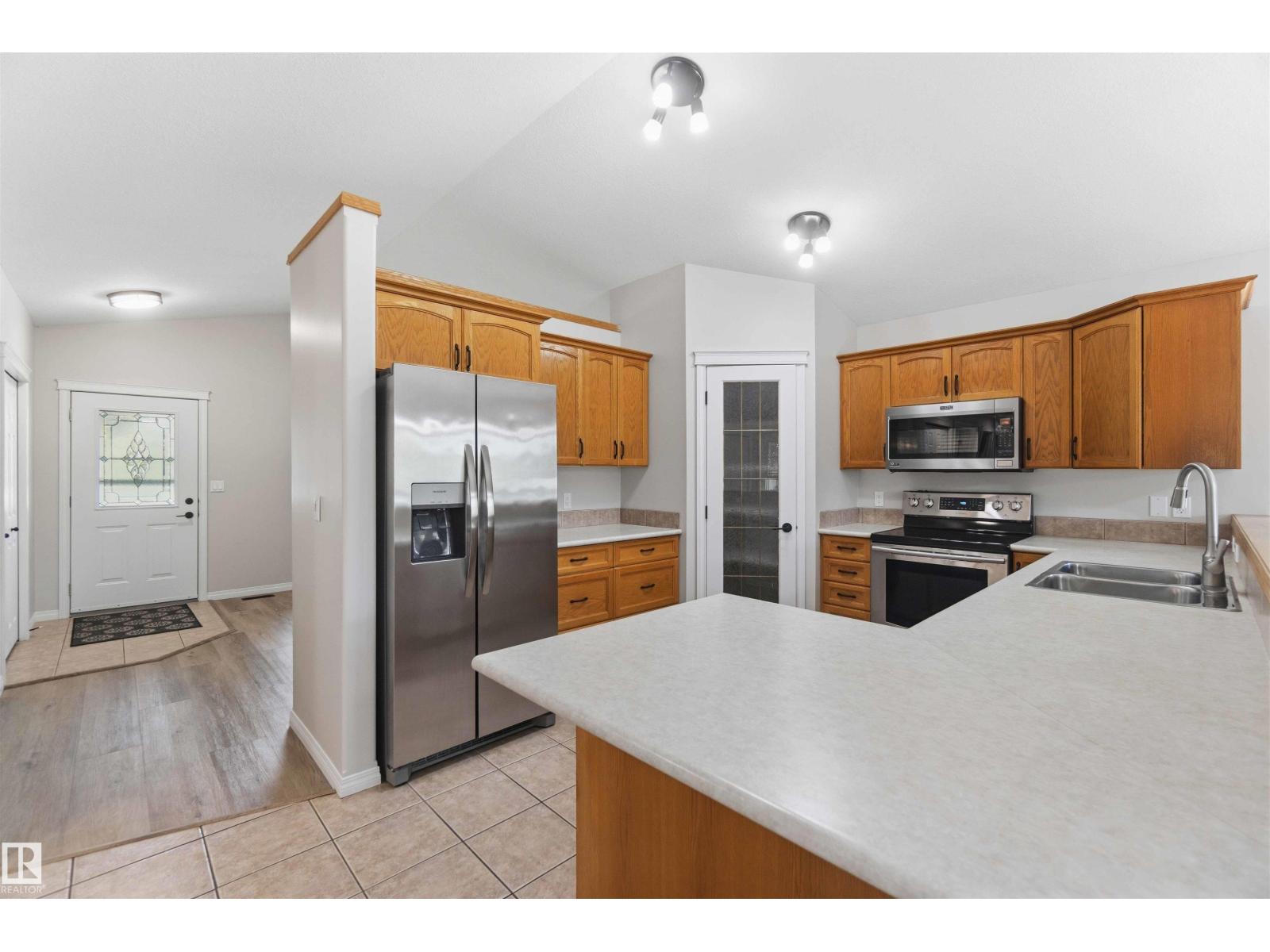 38 Willow Park Rd, Stony Plain, Alberta  T7Z 2X8 - Photo 13 - E4499064