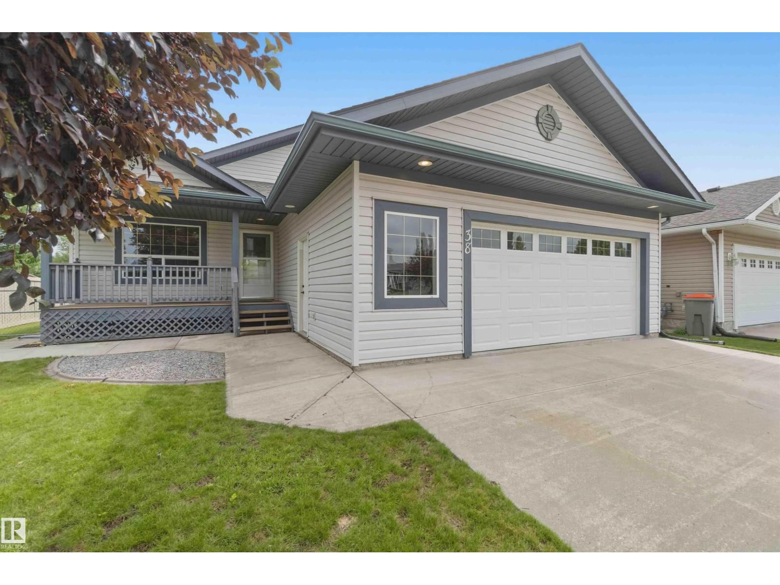 38 Willow Park Rd, Stony Plain, Alberta  T7Z 2X8 - Photo 4 - E4499064