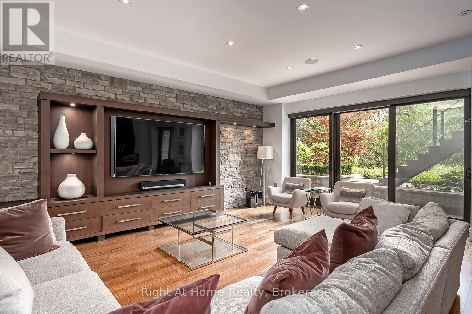 265 Maple Grove Drive, Oakville, Ontario  L6J 4V6 - Photo 33 - W13569686
