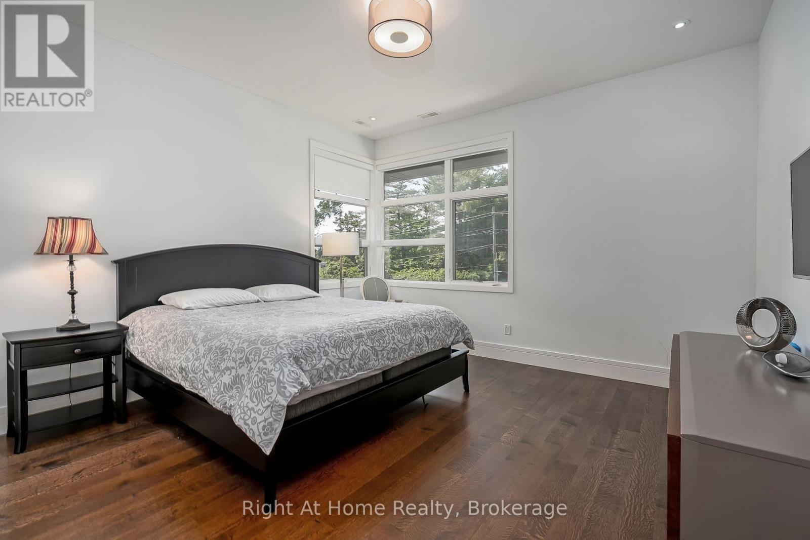 265 Maple Grove Drive, Oakville, Ontario  L6J 4V6 - Photo 34 - W13569686