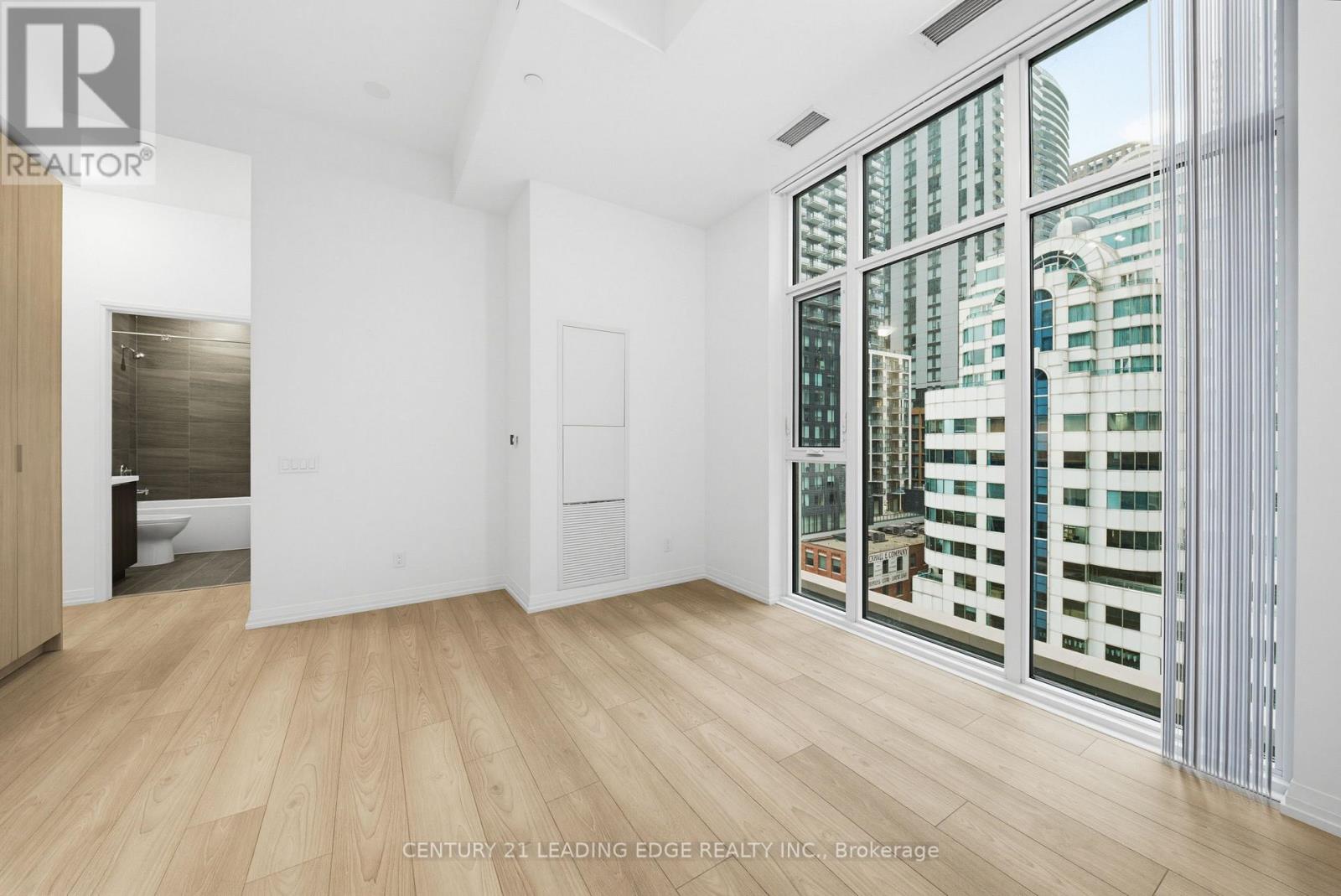908 - 400 King Street W, Toronto, Ontario  M5V 1K2 - Photo 10 - C13562780