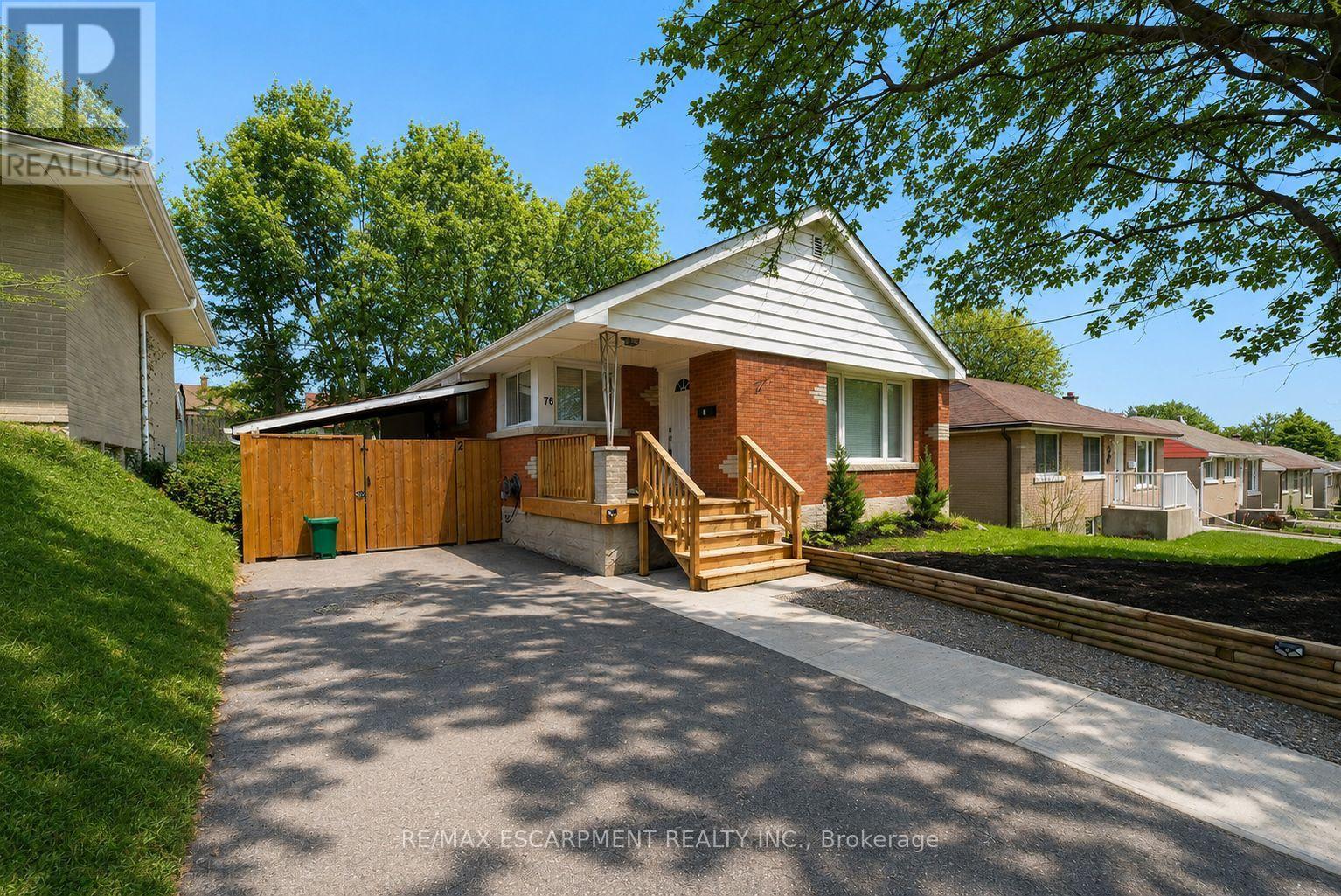 Upper - 76 Glenview Avenue, Cambridge, Ontario  N1R 2W2 - Photo 1 - X13570578