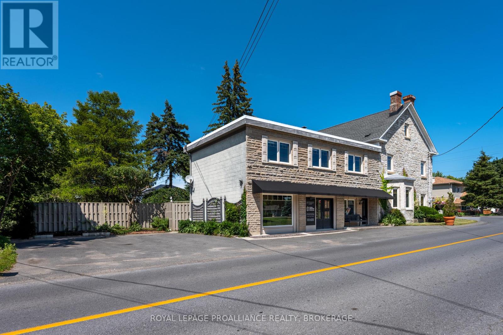 1863 Sydenham Road, Kingston, Ontario K7L 4V4 - Photo 4 - X13477946