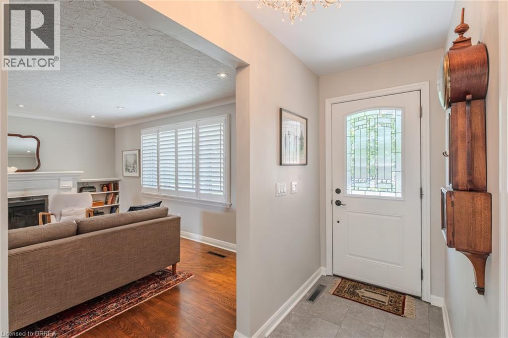 24 Franklin Street, Brantford, Ontario  N3R 1S8 - Photo 6 - 40833582