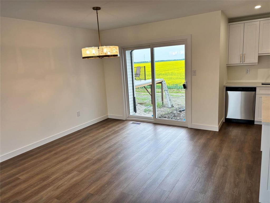 124 Primrose Lane, Mitchell, Manitoba  R5G 2Z3 - Photo 9 - 202616672