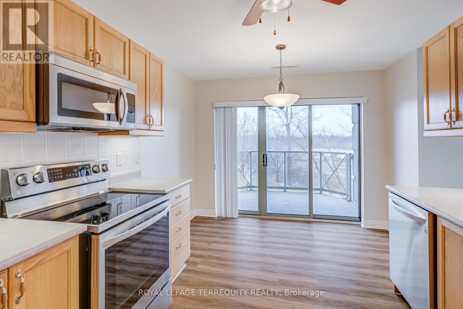 212 - 2085 Amherst Heights Drive, Burlington, Ontario  L7P 5C2 - Photo 12 - W13526698