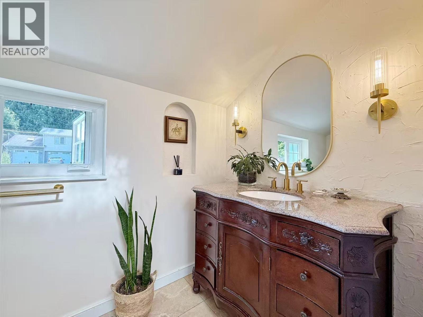 12239 Skillen Street, Maple Ridge, British Columbia V2X 4X4 - Photo 6 - R3146894