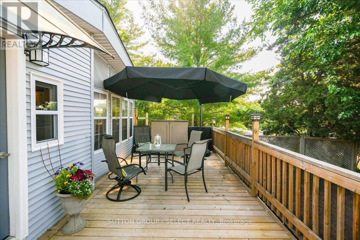 405 - 8685 Rock Glen Road, Lambton Shores, Ontario  N0M 1B0 - Photo 5 - X13570656