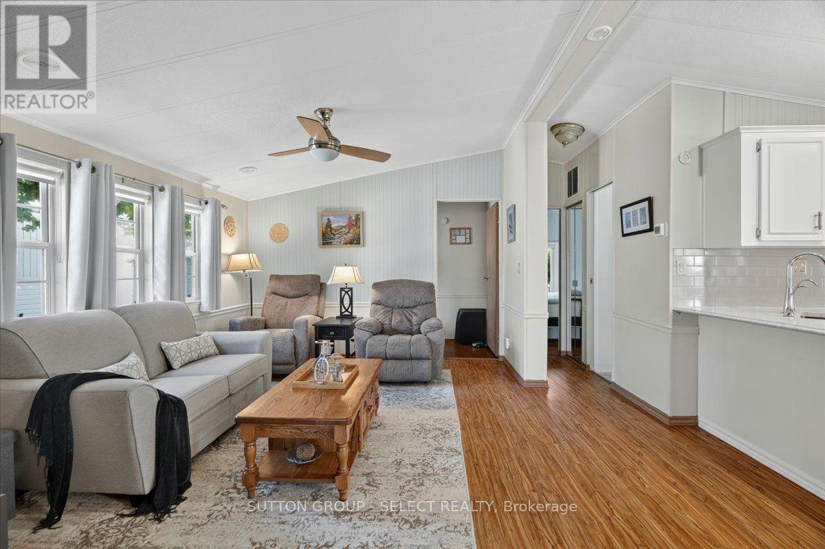 405 - 8685 Rock Glen Road, Lambton Shores, Ontario  N0M 1B0 - Photo 9 - X13570656