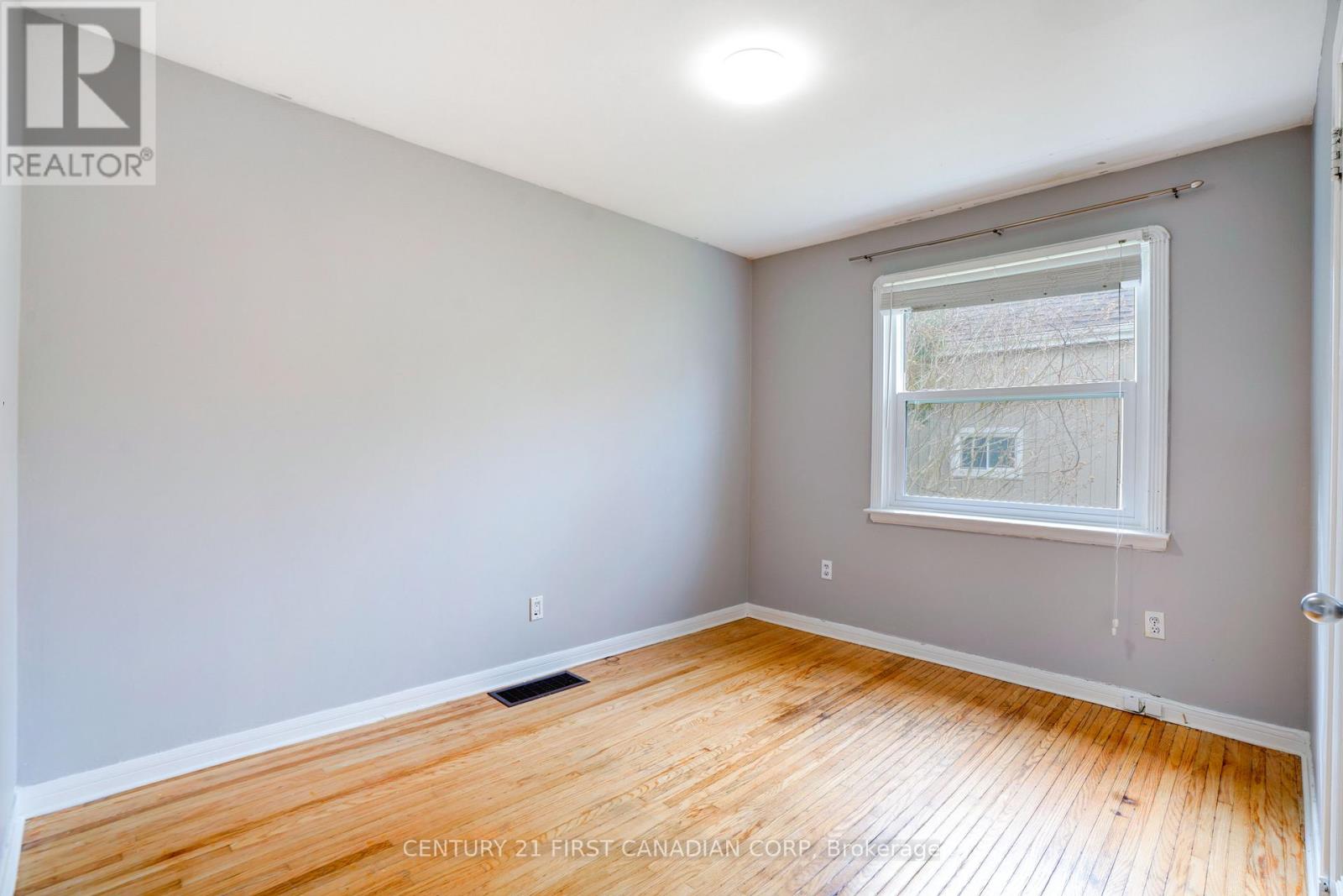 139 Britannia Avenue, London North, Ontario  N6H 2J4 - Photo 14 - X13570658