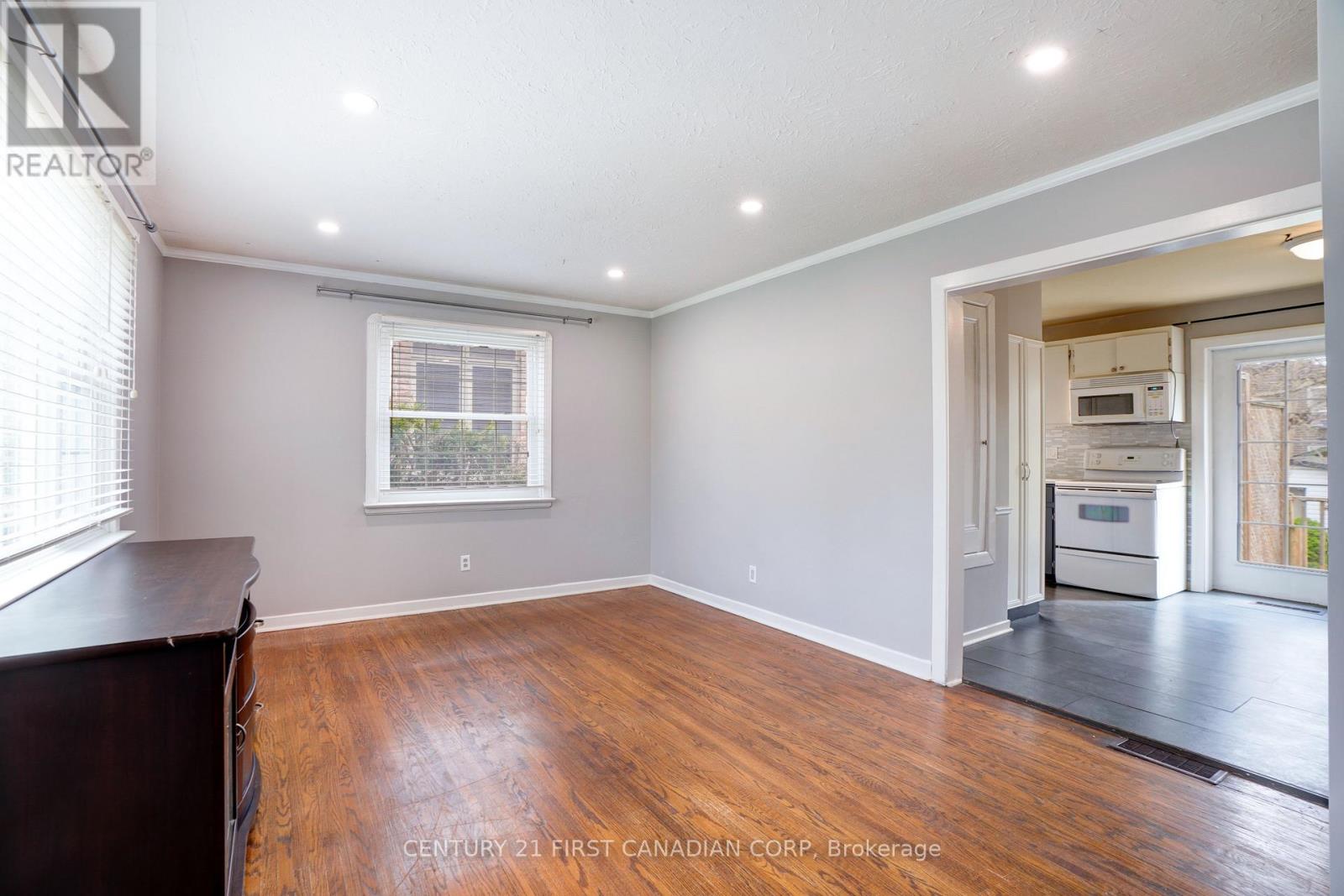 139 Britannia Avenue, London North, Ontario  N6H 2J4 - Photo 6 - X13570658