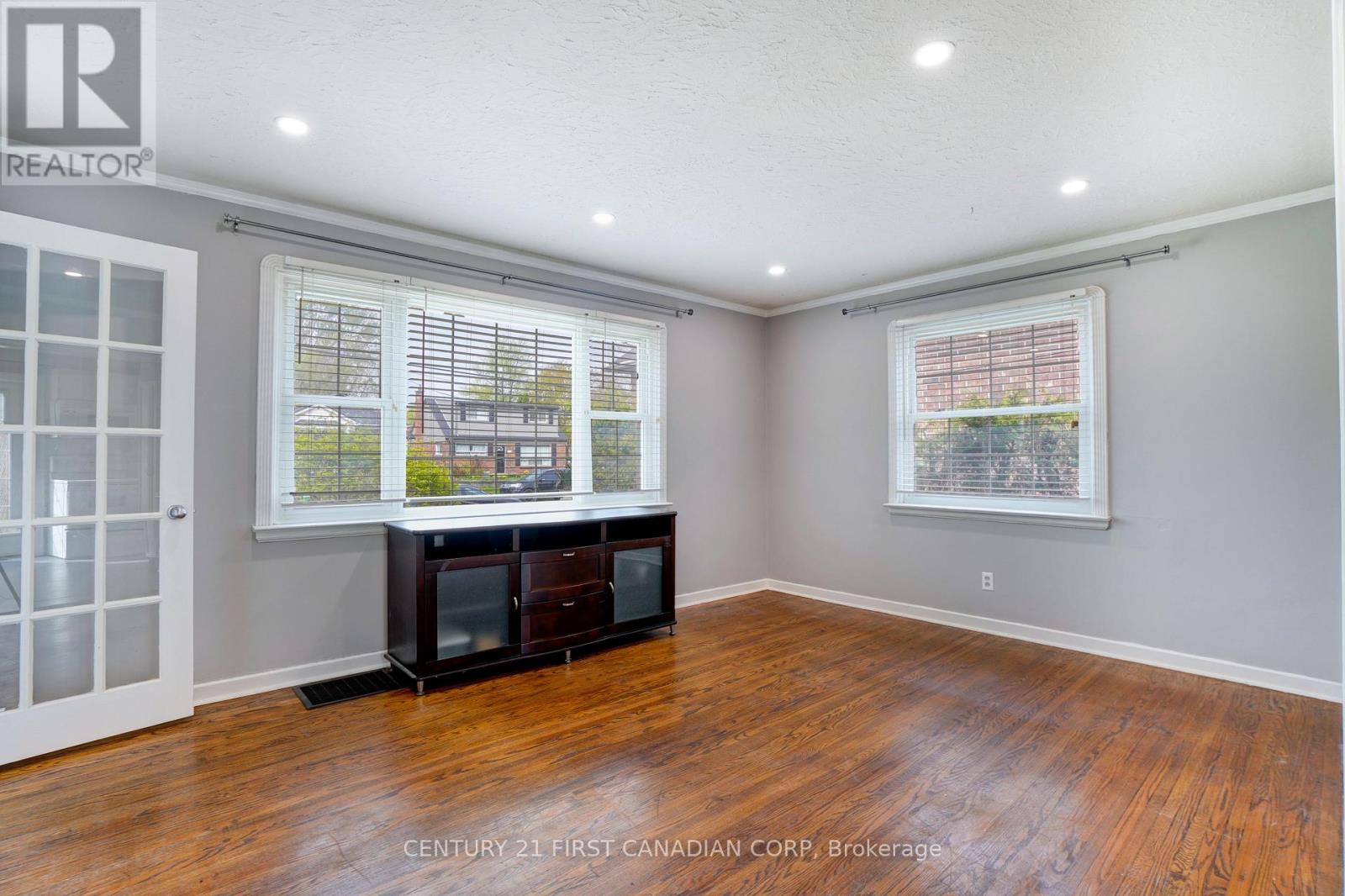 139 Britannia Avenue, London North, Ontario  N6H 2J4 - Photo 7 - X13570658