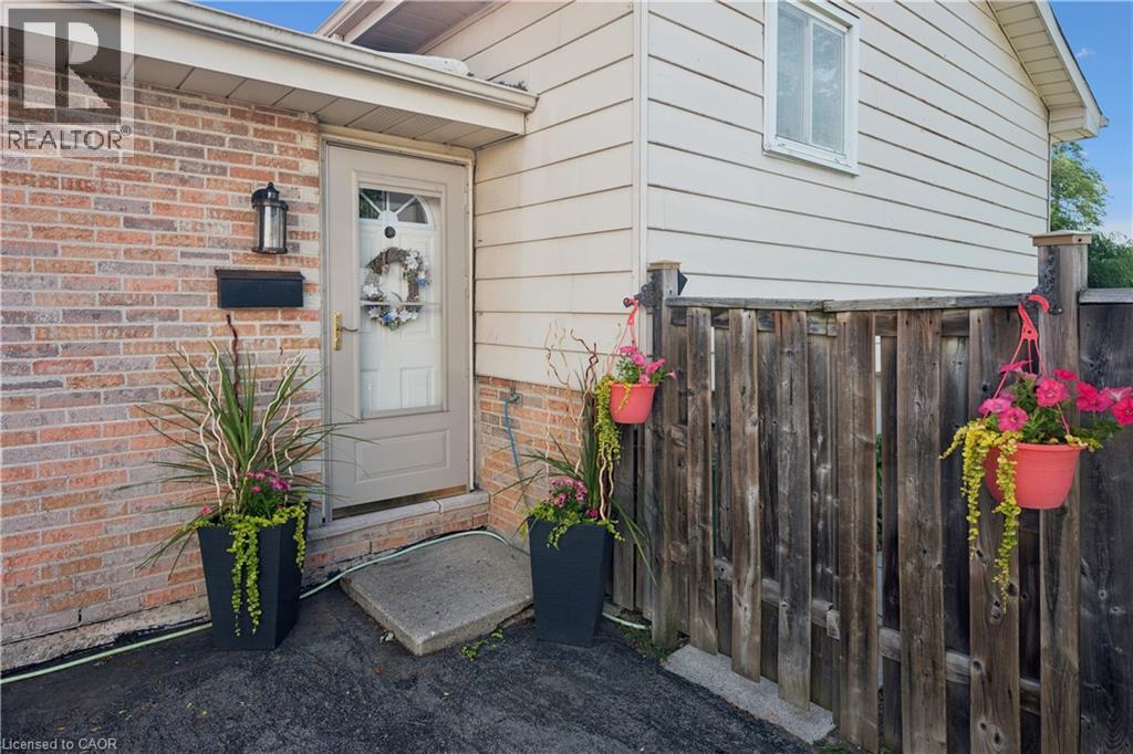 45 Hopewell Crescent, Stoney Creek, Ontario  L8J 1P3 - Photo 3 - 40844768