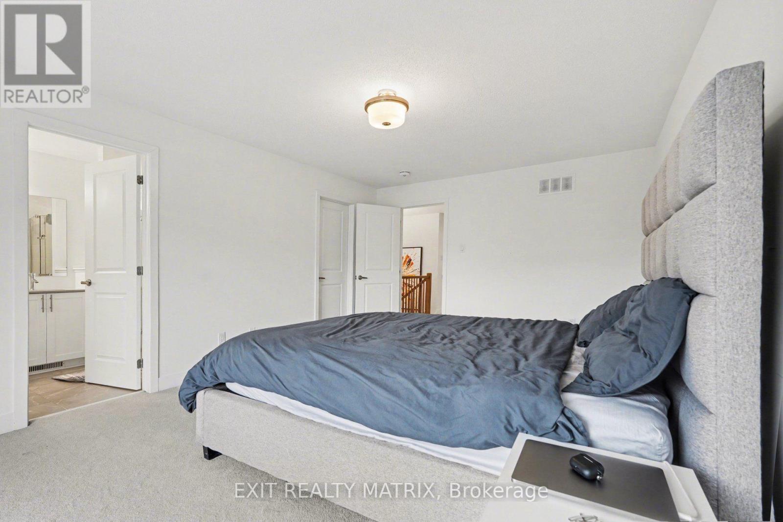656 Putney Crescent W, Ottawa, Ontario  K2S 2N7 - Photo 16 - X13570936