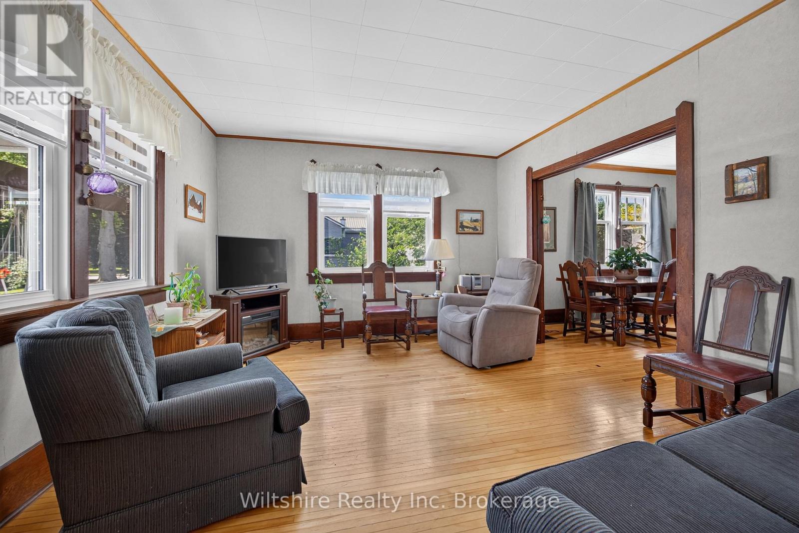 4 Bond Street, Norwich, Ontario  N0J 1R0 - Photo 3 - X13570782