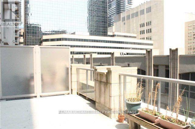 303 - 761 Bay Street, Toronto, Ontario M5G 2R2 - Photo 11 - C13570620