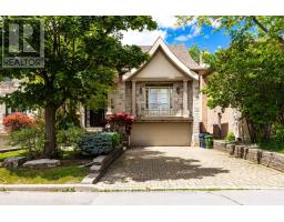 562 BEDFORD PARK AVENUE, Toronto, Ontario