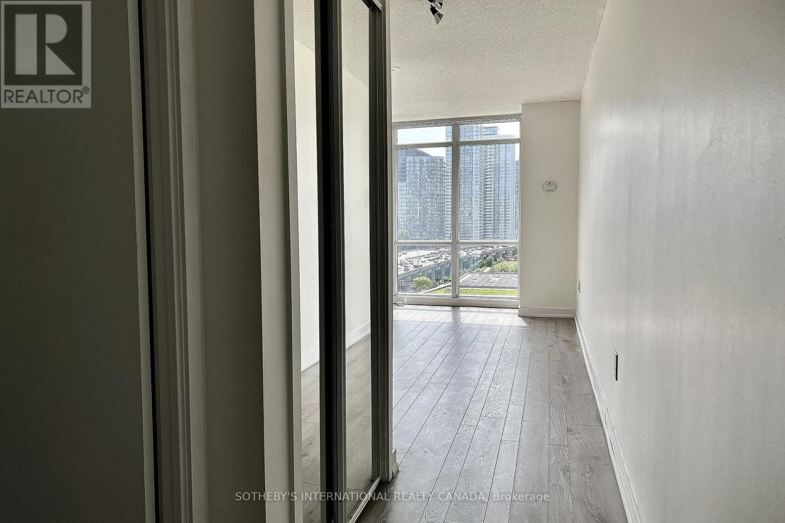 1216 - 11 Brunel Court, Toronto, Ontario M5V 3Y3 - Photo 19 - C13570798