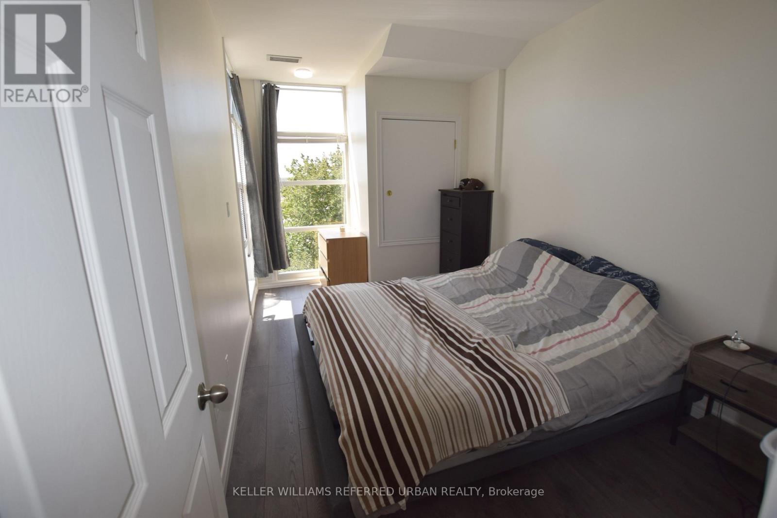 408 - 1 Leaside Park Drive, Toronto (Thorncliffe Park), Ontario  M4H 1R1 - Photo 10 - C13570886