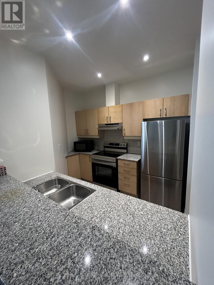 408 - 1 Leaside Park Drive, Toronto (Thorncliffe Park), Ontario  M4H 1R1 - Photo 4 - C13570886
