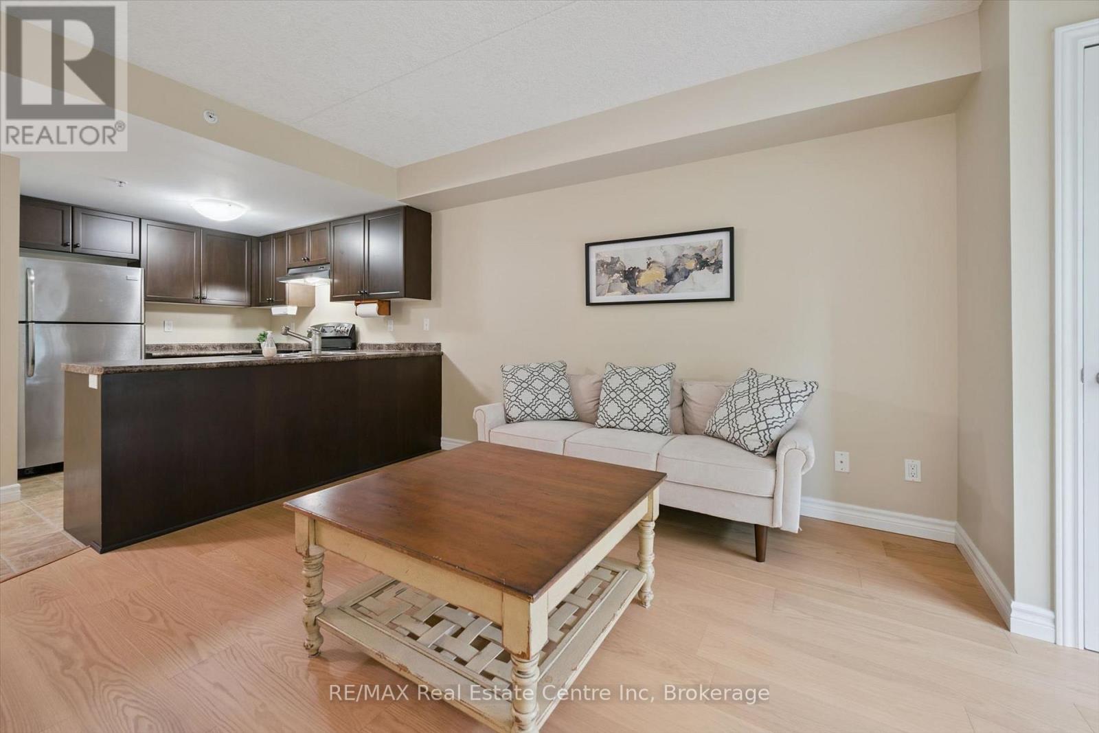 302 - 645 St David Street S, Centre Wellington, Ontario  N1M 0A9 - Photo 14 - X13570730