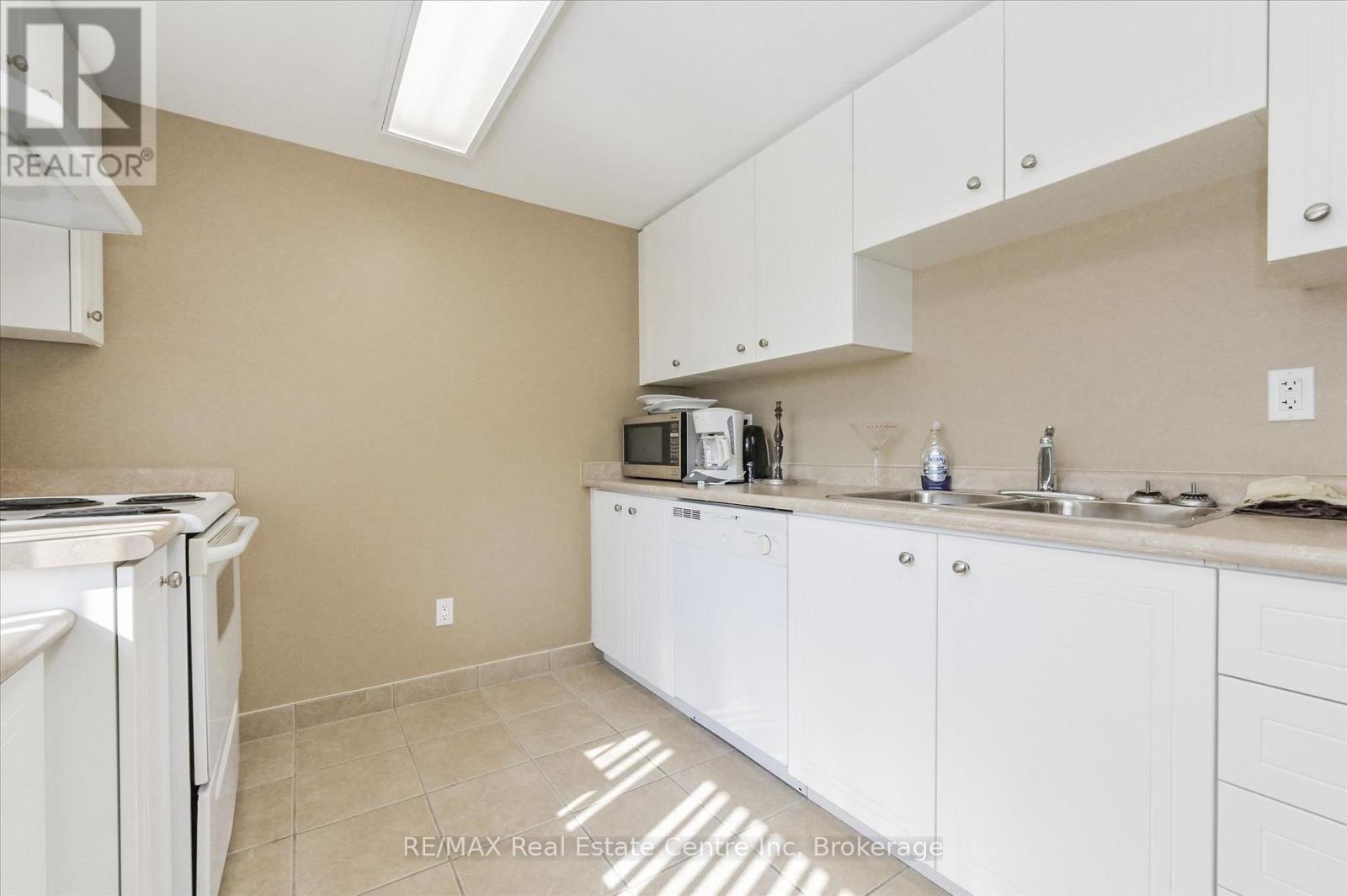302 - 645 St David Street S, Centre Wellington, Ontario  N1M 0A9 - Photo 38 - X13570730