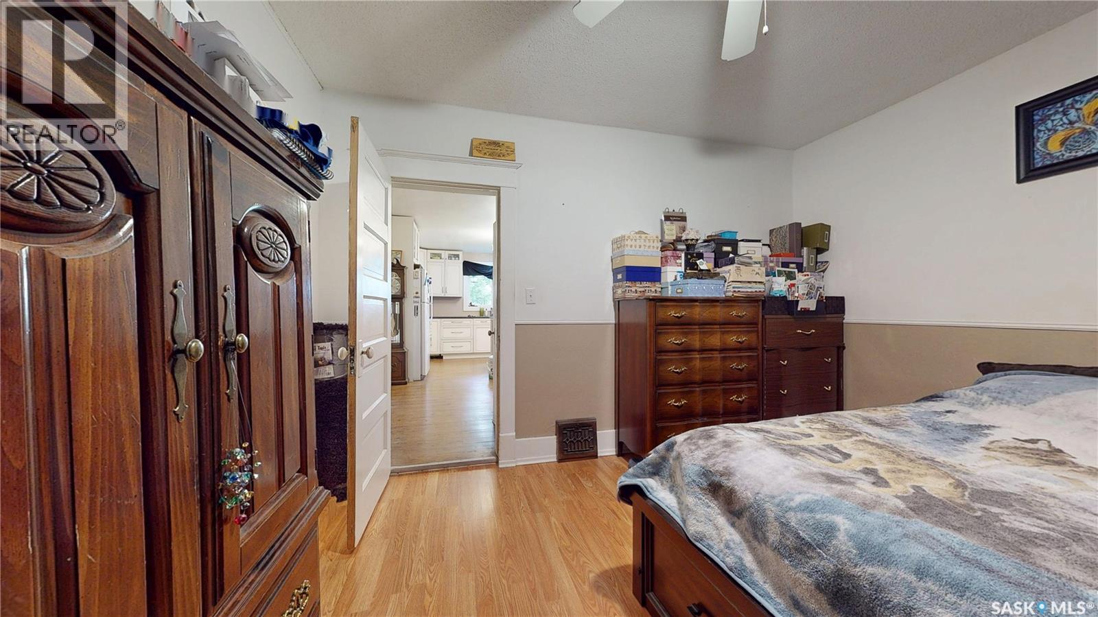 130 Maple Avenue N, Eastend, Saskatchewan  S0N 0T0 - Photo 31 - SK041601
