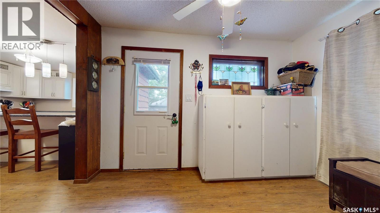 130 Maple Avenue N, Eastend, Saskatchewan  S0N 0T0 - Photo 12 - SK041601