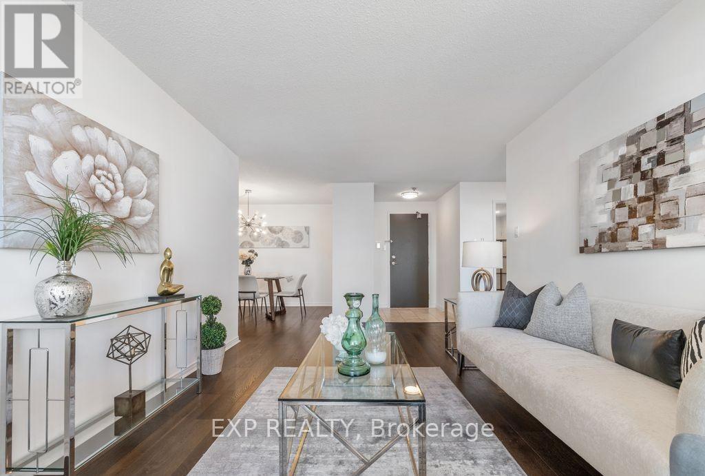 1709 - 7250 Yonge Street, Vaughan (Crestwood-Springfarm-Yorkhill), Ontario  L4J 7X1 - Photo 3 - N13570710