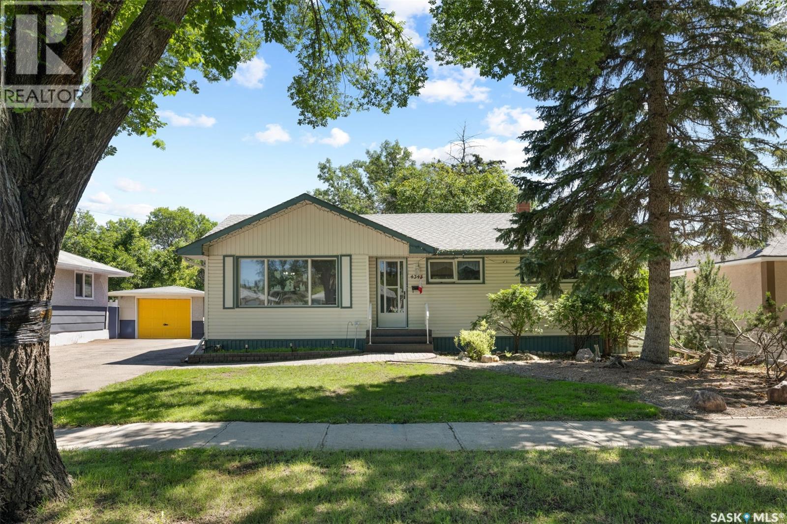 4343 England Road, Regina, Saskatchewan  S4R 4P2 - Photo 1 - SK042652