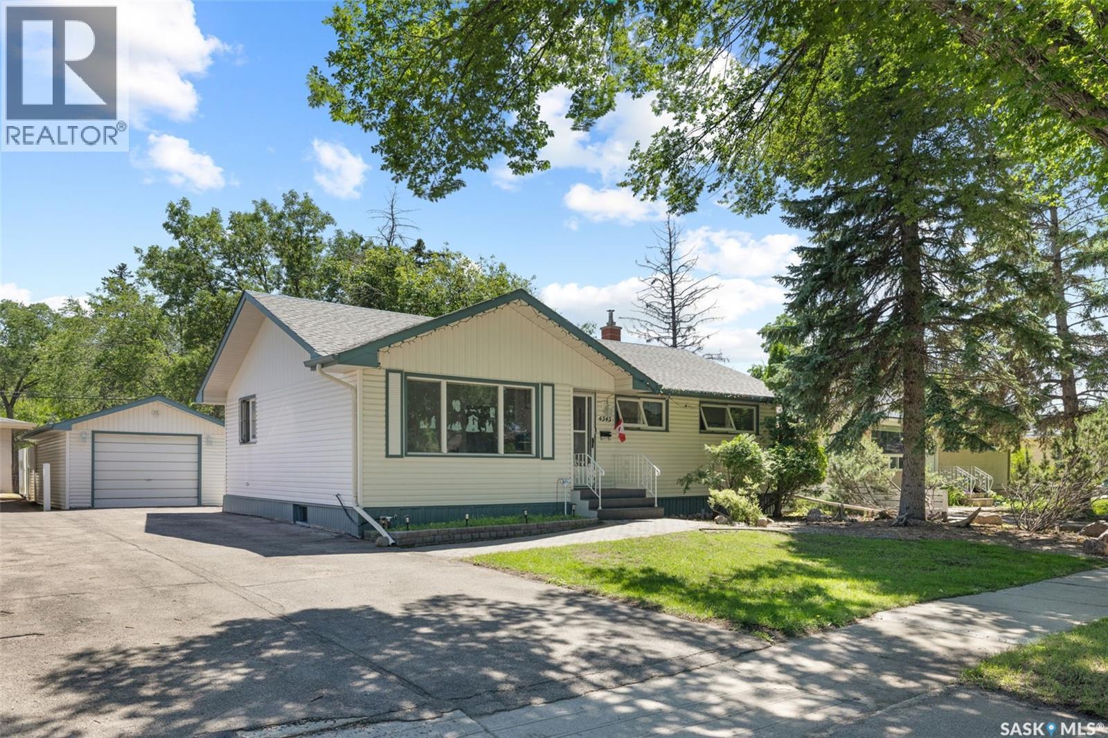 4343 England Road, Regina, Saskatchewan  S4R 4P2 - Photo 2 - SK042652