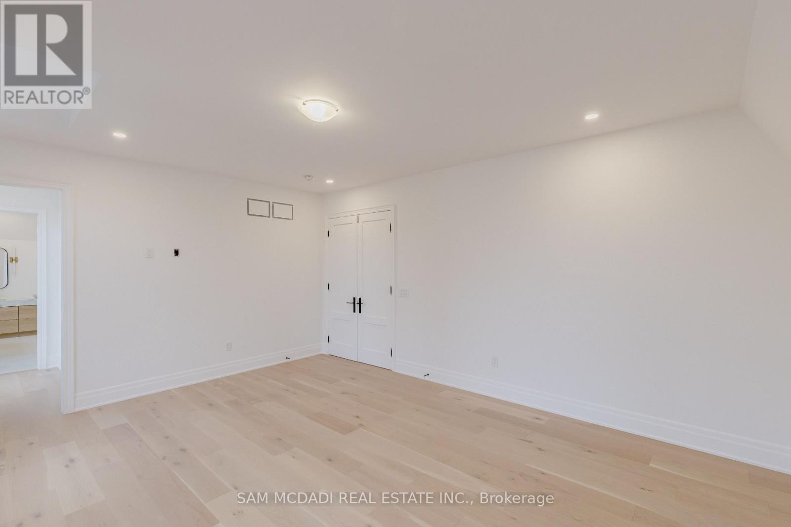 243 Prince George Crescent, Oakville, Ontario L6L 6P2 - Photo 27 - W13570678