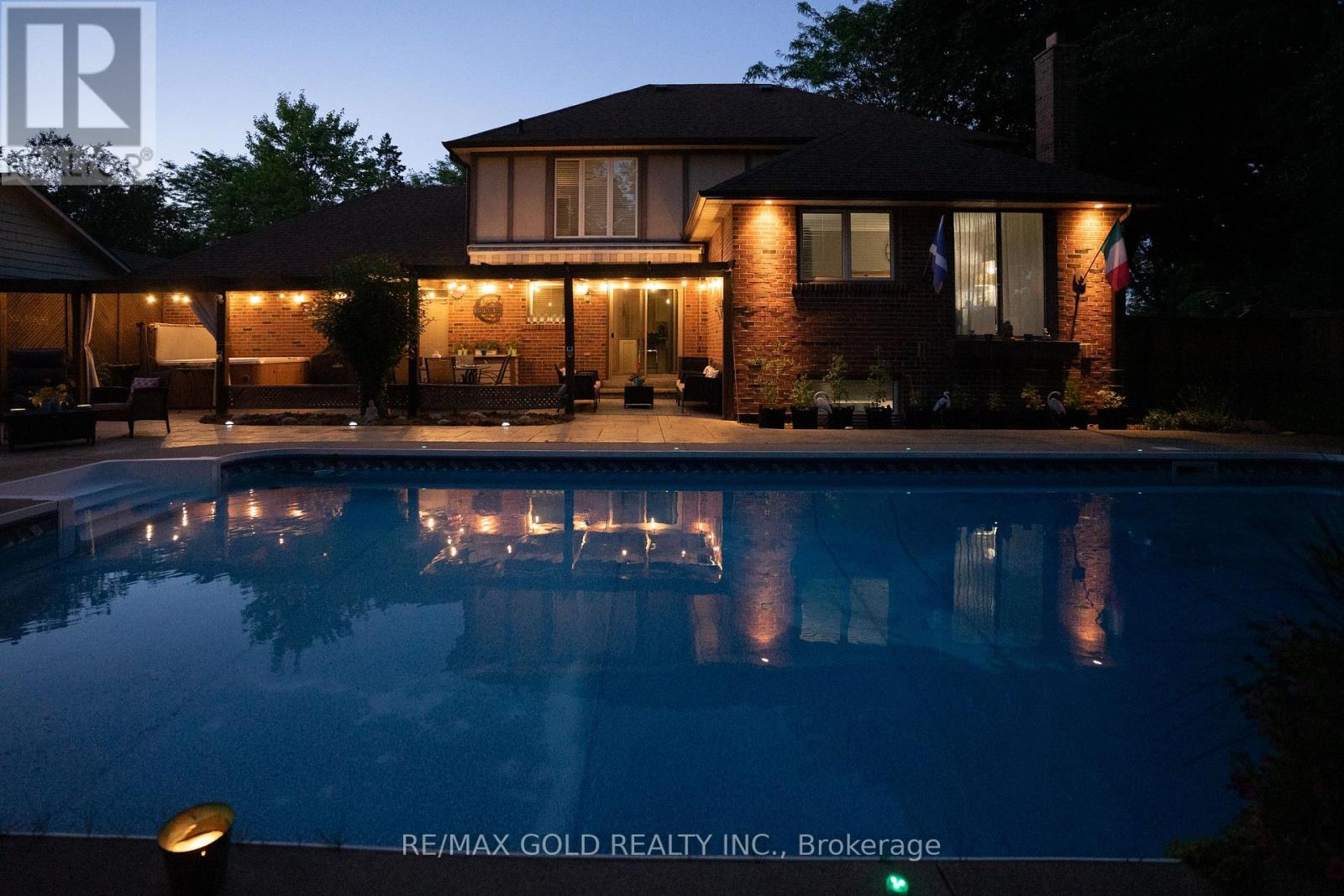 40 Cairnmore Court, Brampton, Ontario  L6Z 1T6 - Photo 49 - W13570696