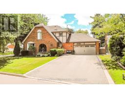 40 CAIRNMORE COURT, Brampton, Ontario