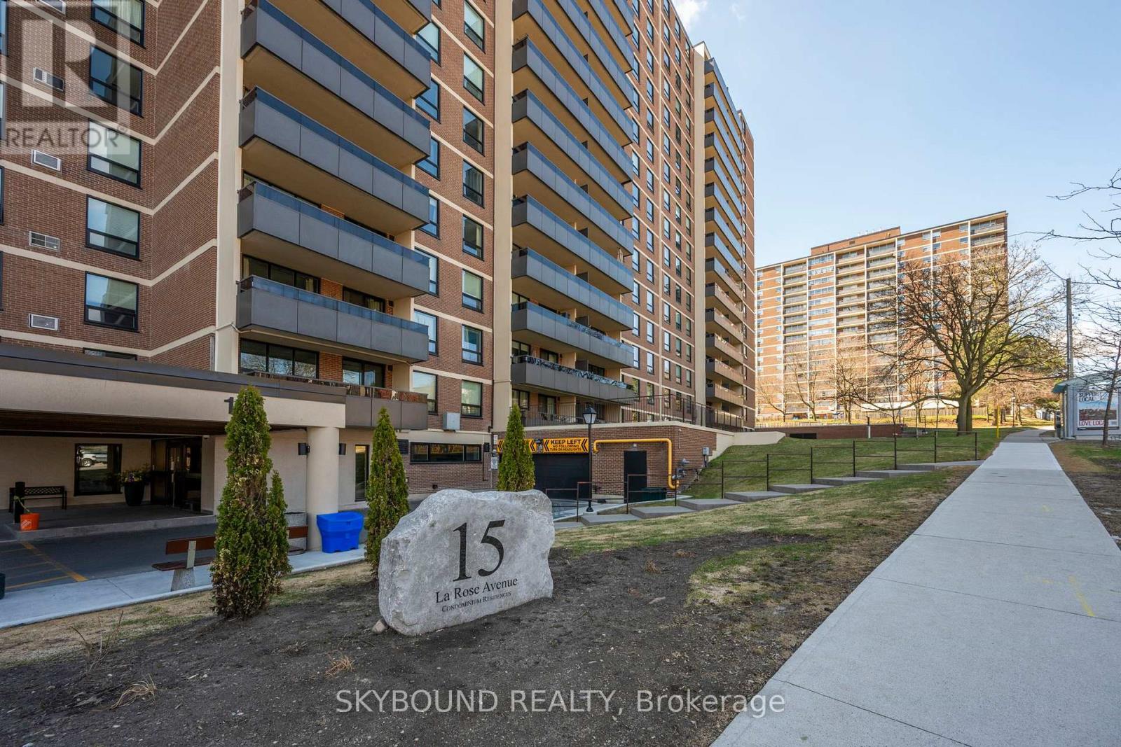 1510 - 15 LA ROSE AVENUE