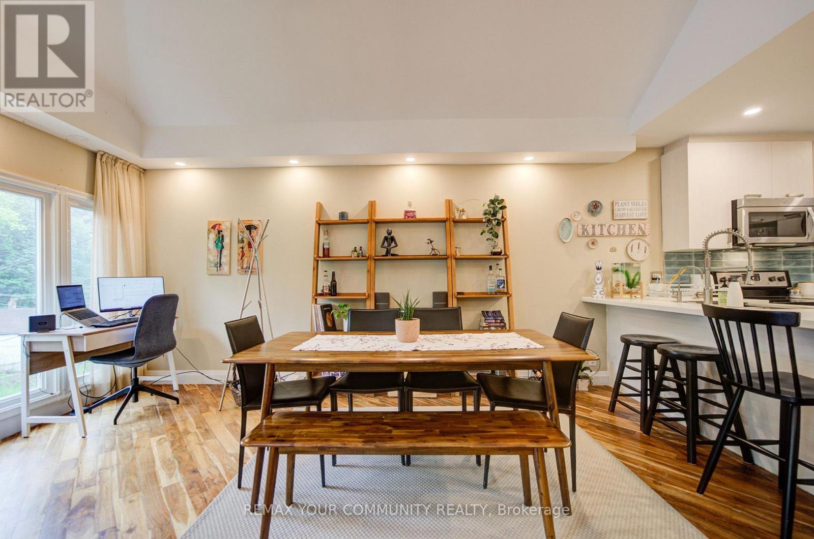 Main - 29 Ennerdale Road, Toronto, Ontario M6E 4C2 - Photo 16 - W13570854