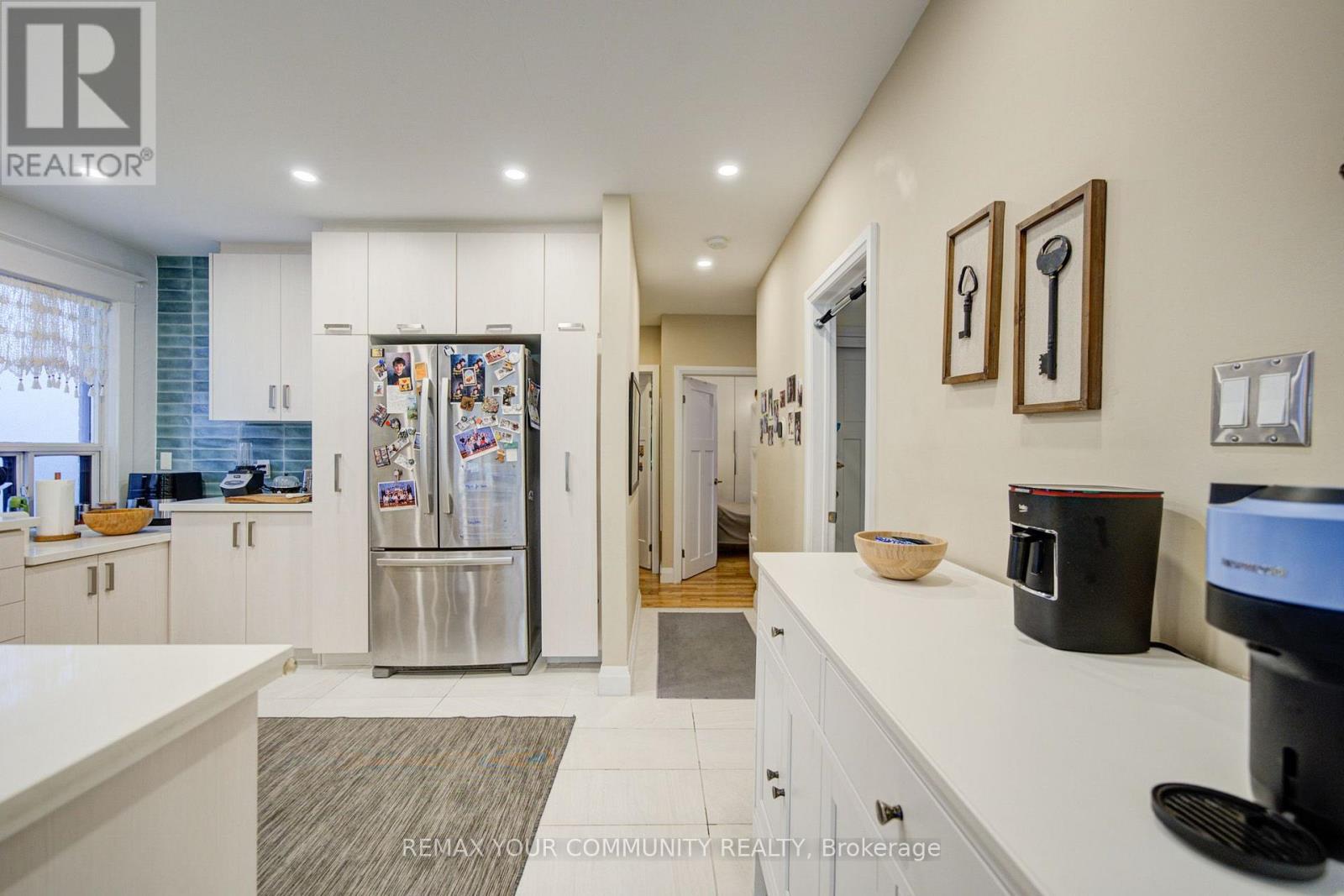 Main - 29 Ennerdale Road, Toronto, Ontario M6E 4C2 - Photo 21 - W13570854