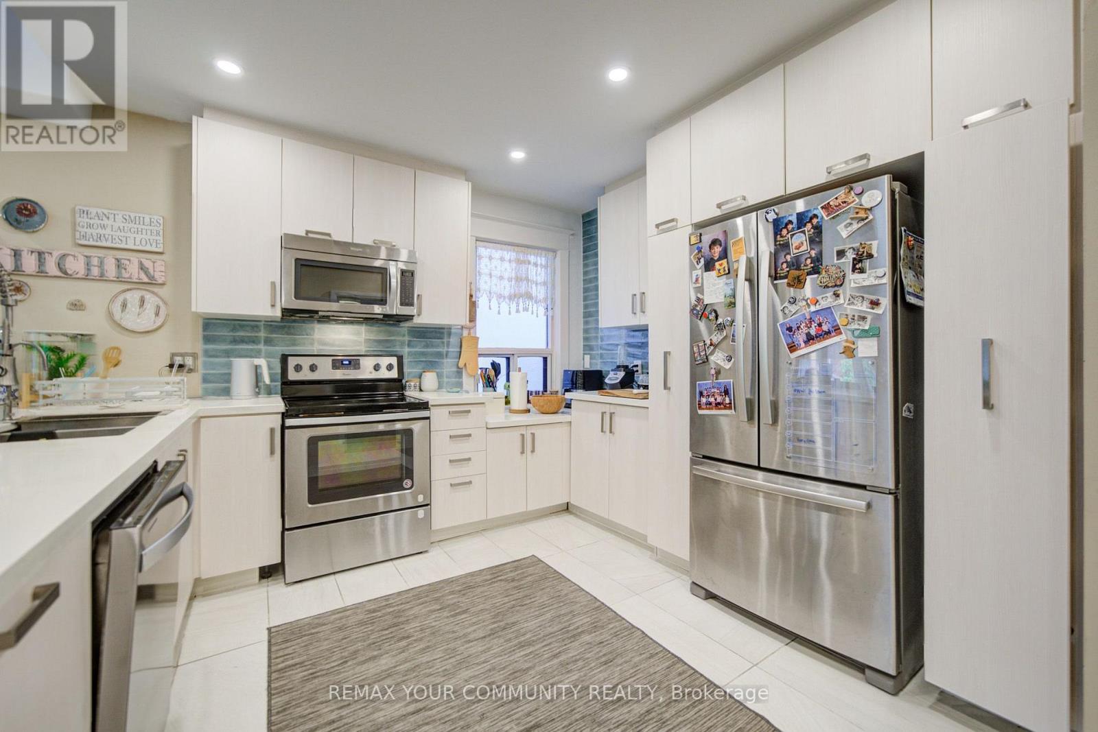 Main - 29 Ennerdale Road, Toronto, Ontario M6E 4C2 - Photo 22 - W13570854