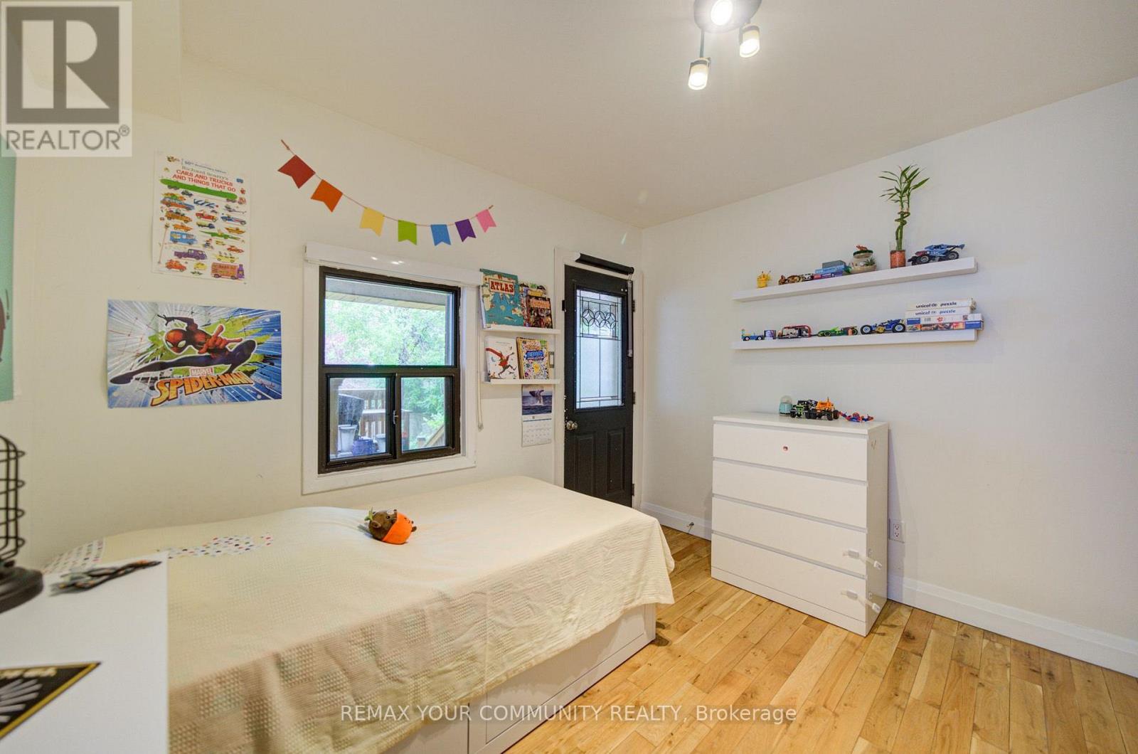 Main - 29 Ennerdale Road, Toronto, Ontario M6E 4C2 - Photo 36 - W13570854
