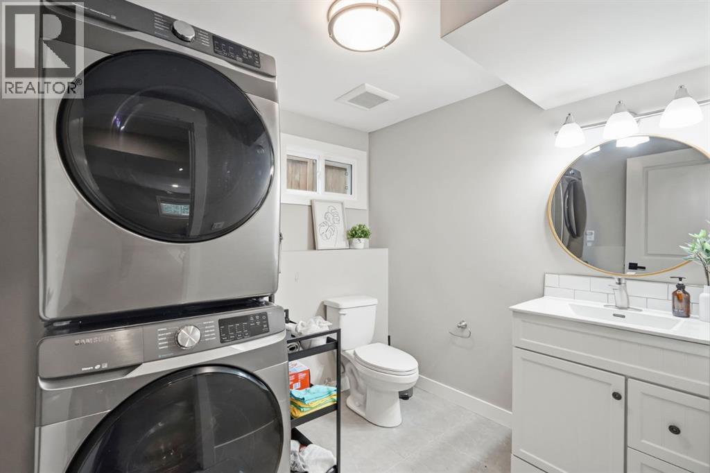 2924 Lathom Crescent SW, Calgary, Alberta  T3E 5W7 - Photo 20 - A2328796