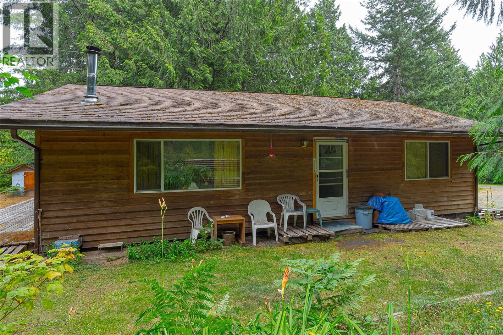 740 Spider Lake Rd