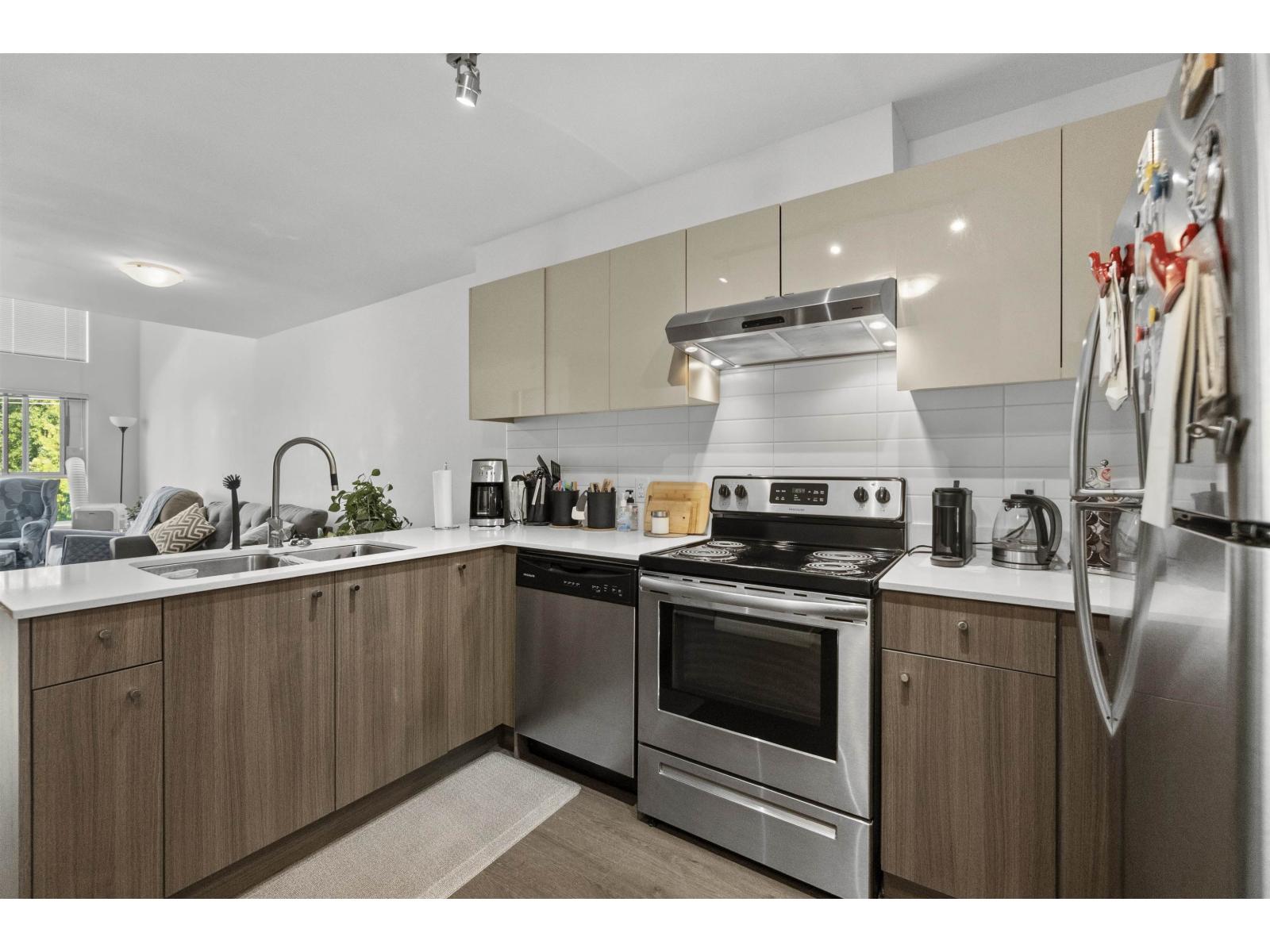409 10688 140 Street, Surrey, British Columbia  V3T 0M6 - Photo 6 - R3146973