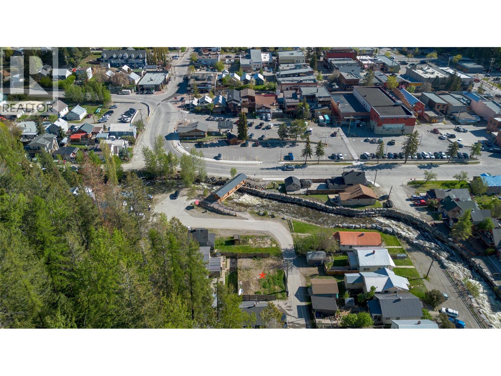 350b Kimberley Avenue, Kimberley, British Columbia  V1A 2J1 - Photo 8 - 10385314