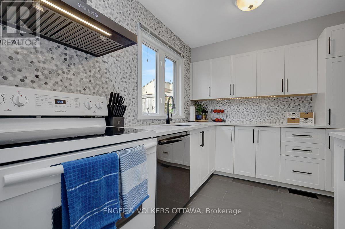 66 Peary Way, Ottawa, Ontario  K2L 1Z8 - Photo 16 - X13571110