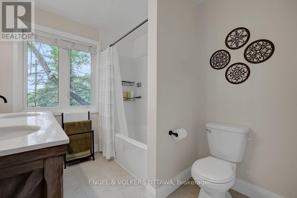 66 Peary Way, Ottawa, Ontario  K2L 1Z8 - Photo 27 - X13571110